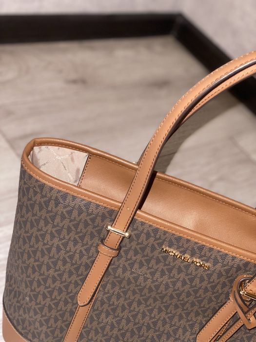 Сроччноо проддам