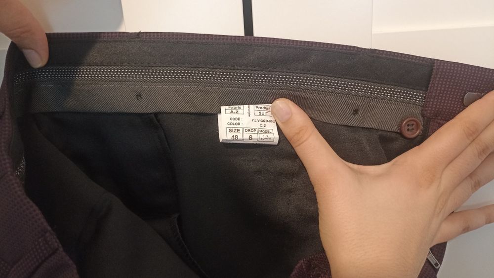 Мъжки костюм 3 части, 48 размер, студена вълна