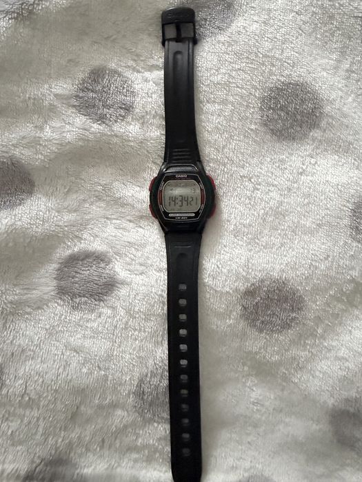 Часы Casio 5000 тенге