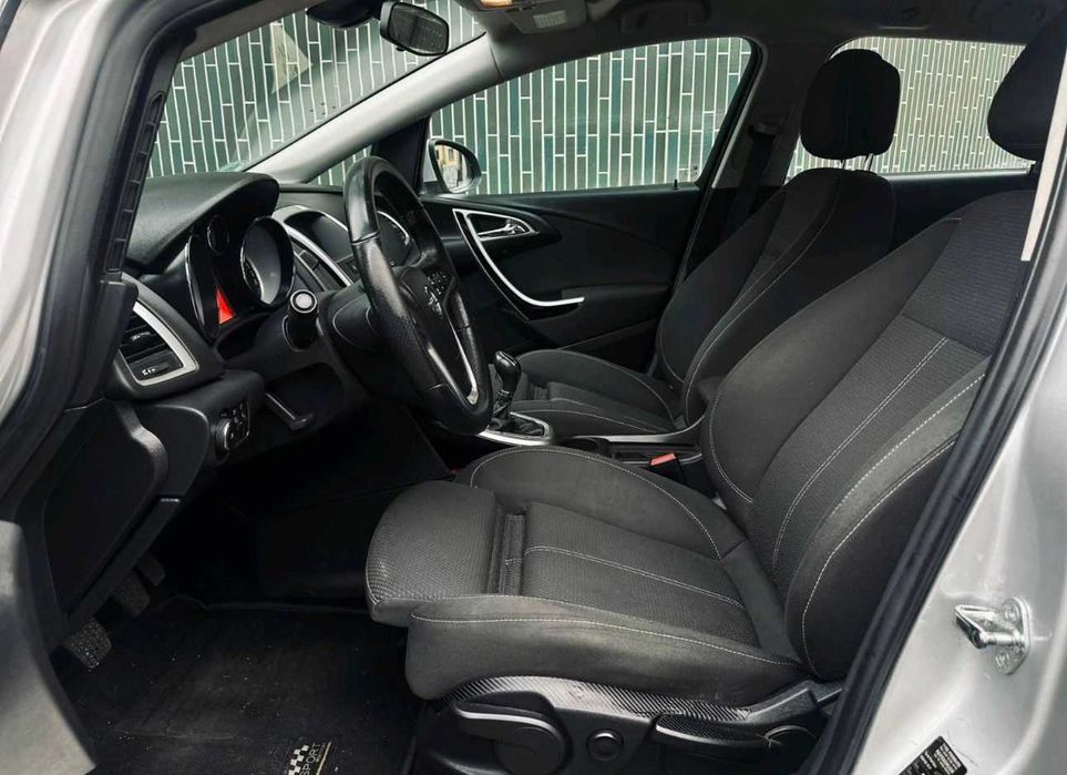 Продавам опел астра