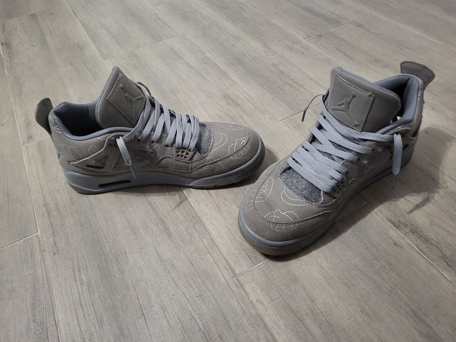 Jordan 4 kaws, noi