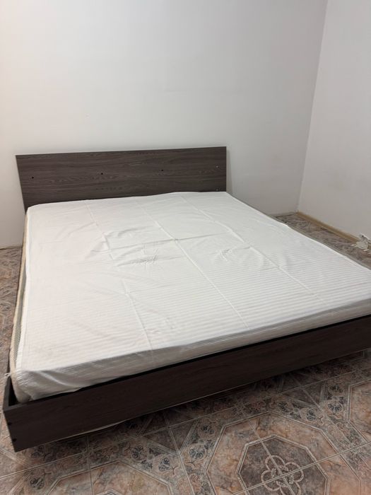Продам 2х спальные кровати
