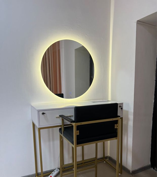 Сдаются рабочие места в салоне красоты