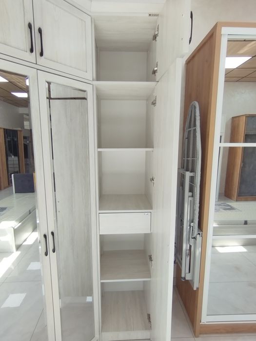 Угловой шкаф Хумо от Шараф мебель