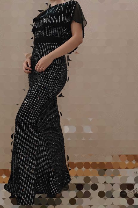 Роскошное вечернее платье