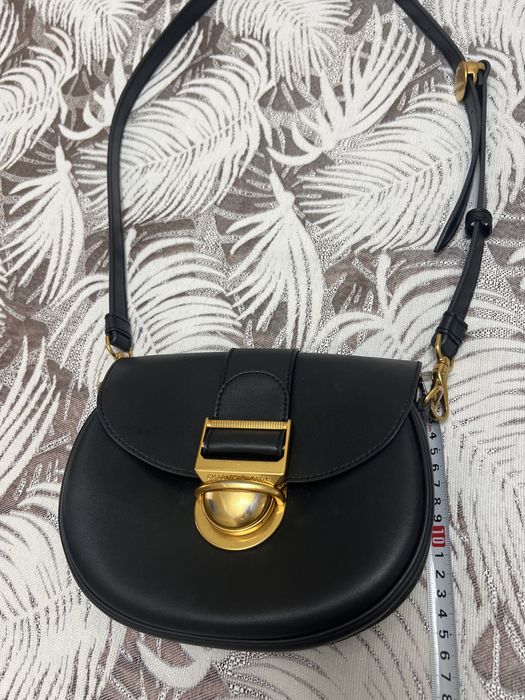 Сумка Charles & Keith