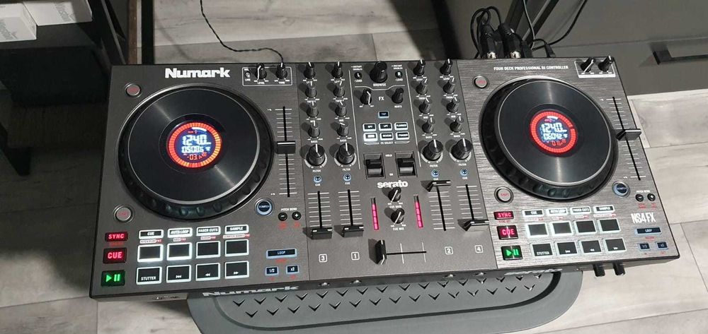 Consola/Controller/Mixer DJ Numark
