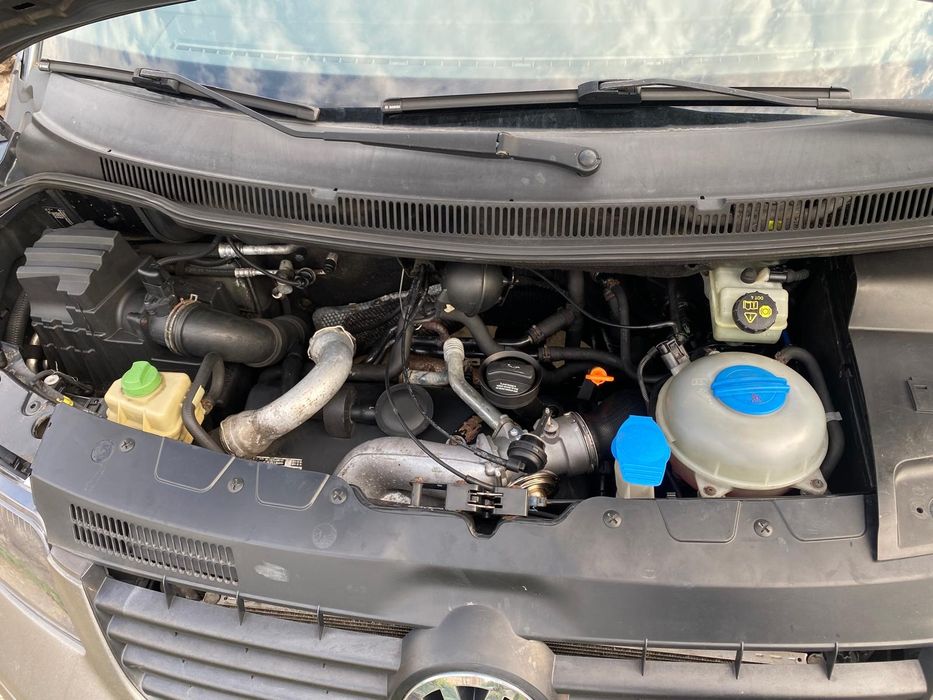 Vand Volkswagen T5  Caravele Impecabil!!!