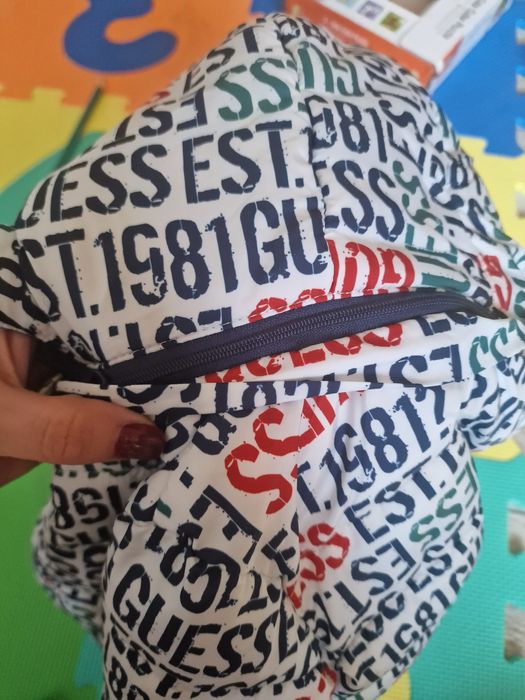 Guess Icon бебешко яке