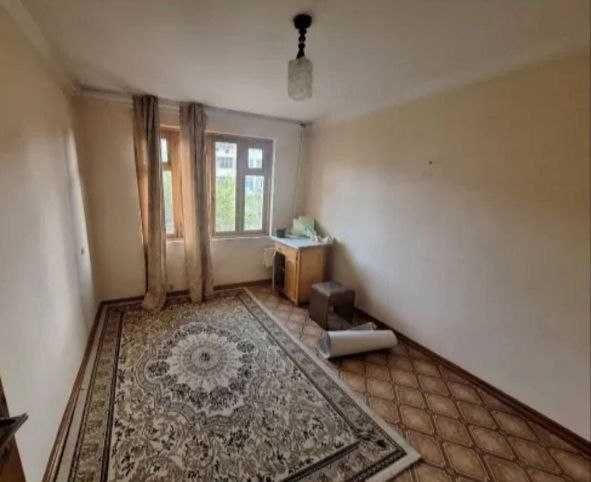 2х комнатная квартира имеется 6м балкон, югославский проект