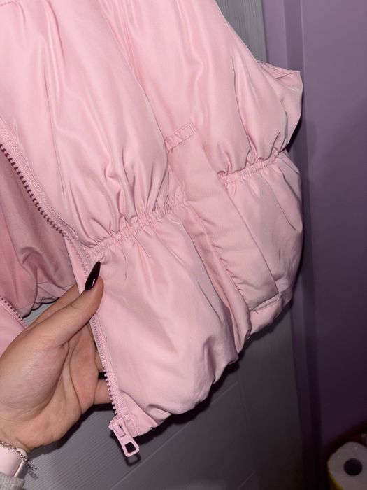 Къс розов елек от H&M