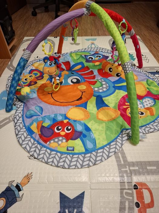 НАМАЛЕНА ЦЕНА Активна гимнастика "Clip Clop" "Playgro"