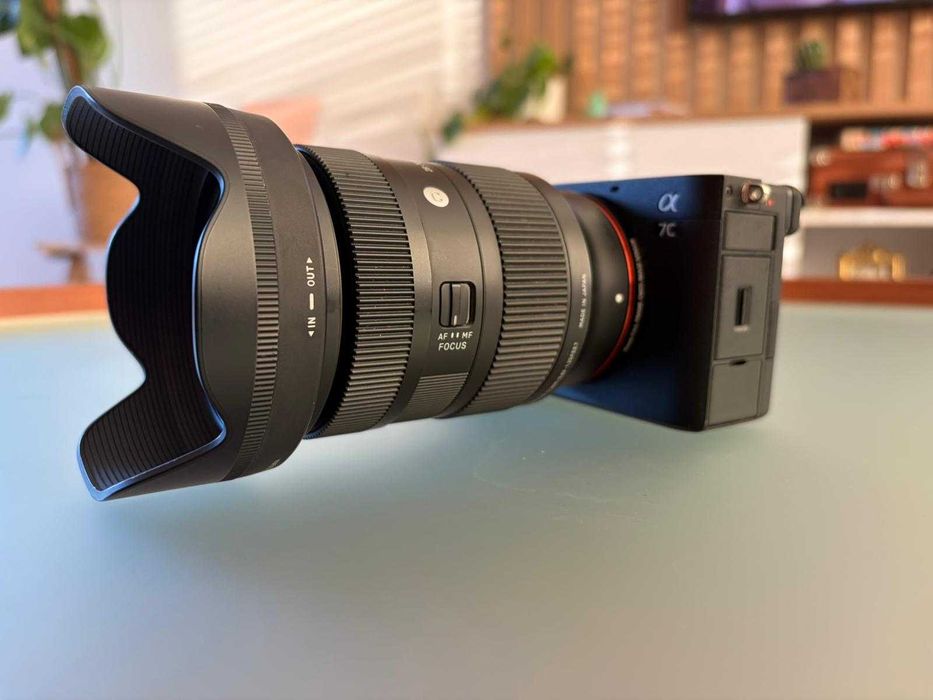 Sony A7C + Sigma 28-70mm F2.8 + filtre, geanta și accesorii