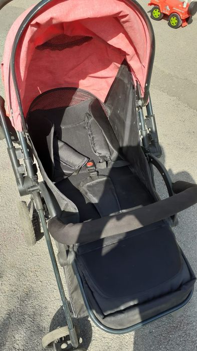 Продам детскую коляску в отличном состоянии