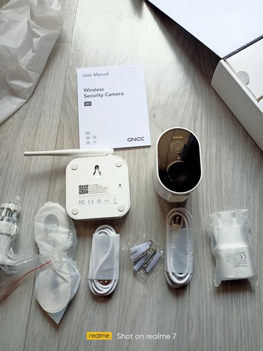 Акумулаторна безжична камера с хъб GNCC W1