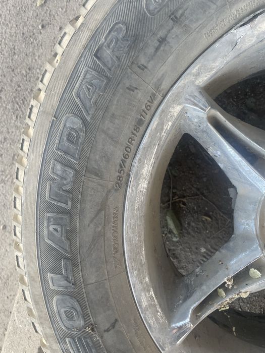 285 60 r18 yokohama geolandar g94