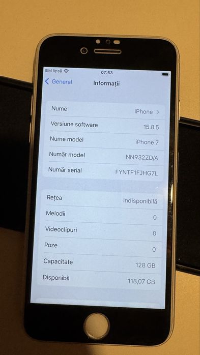 Apple iPhone 7 silver 128GB baterie 100%