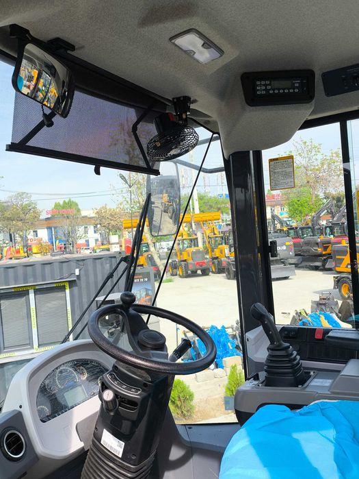 Погрузчик XCMG XC958 3,5 куба джойстик.