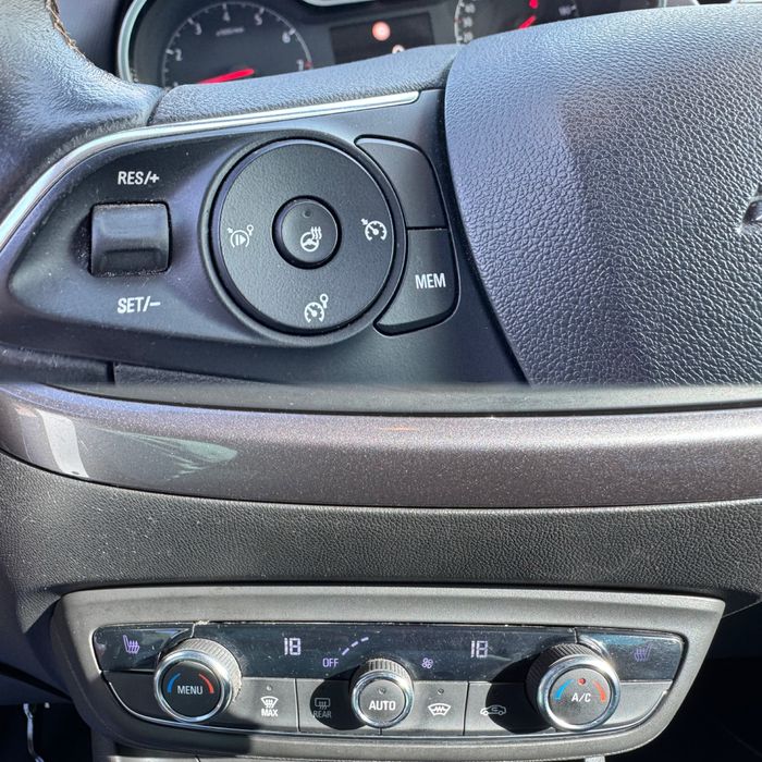 Opel CROSSLAND X // 110.000km // 2018//Euro 6 1.2 benzina