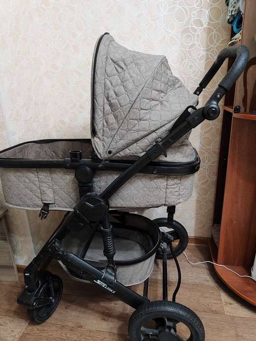 Коляска в отличном состоянии