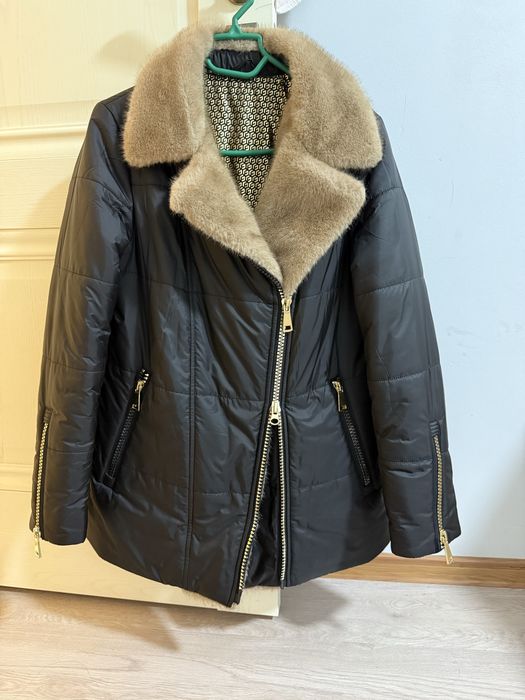 Куртка женская стильная