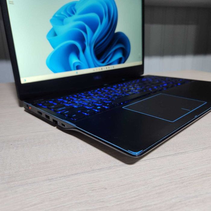 DELL Gaming i5 10300H 20Gb DDR4 20GB GTX 1650Ti Nvme 256Gb HDD 1TB