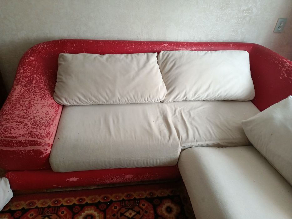 Диван б/у угловой