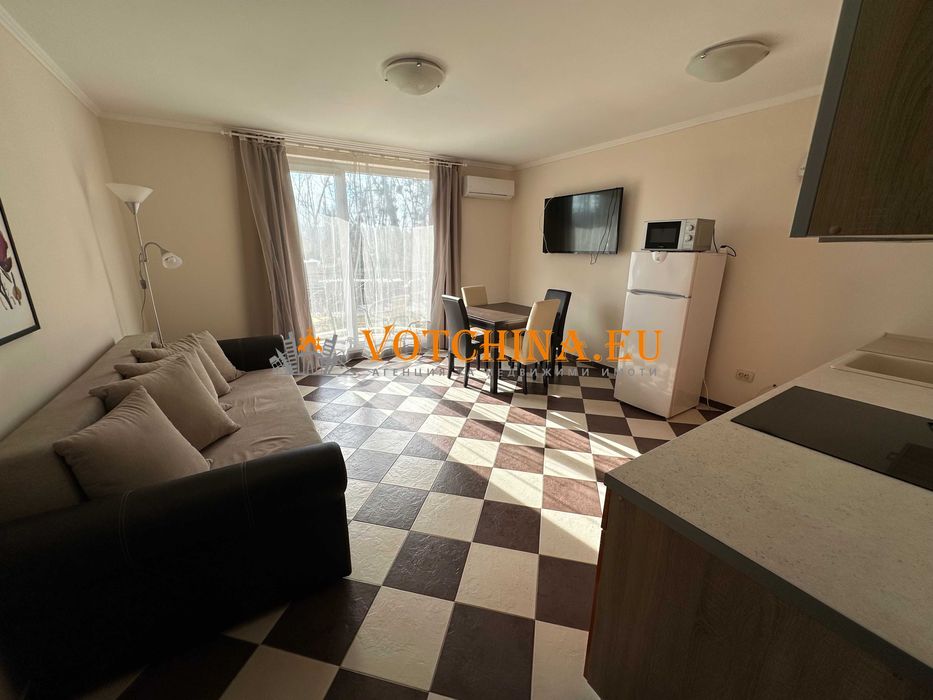 Продава се Тристаен апартамент в Созопол - 108 кв.м за 1329 €/кв.м - Снимка #1