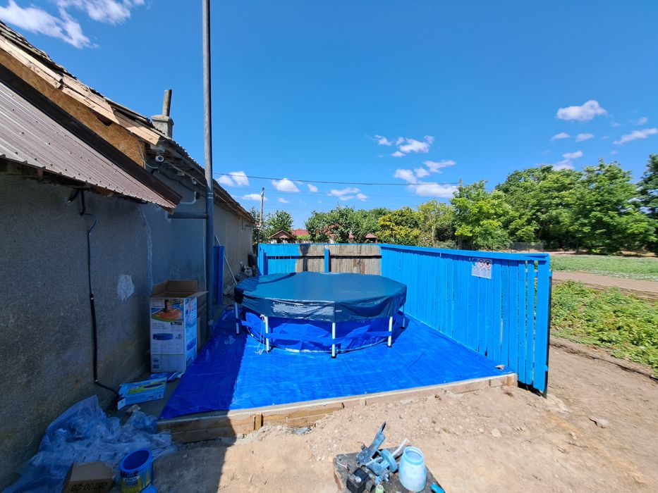 Piscina de vanzare 3,8 Tone , 3,7 metrii diametru