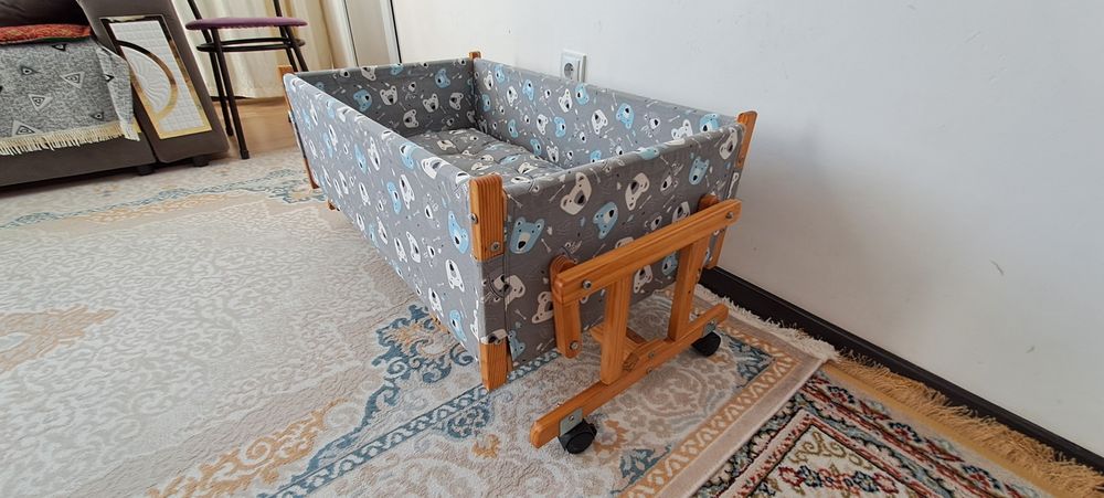 Люлка манеж с матрасом