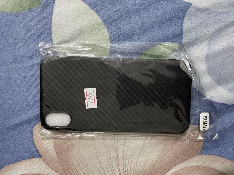 iPhone Xsmaxga chexol 3ta