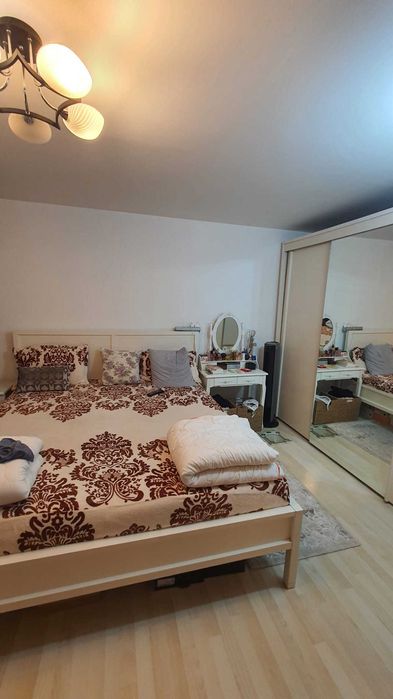 Apartament 3 camere decomandat