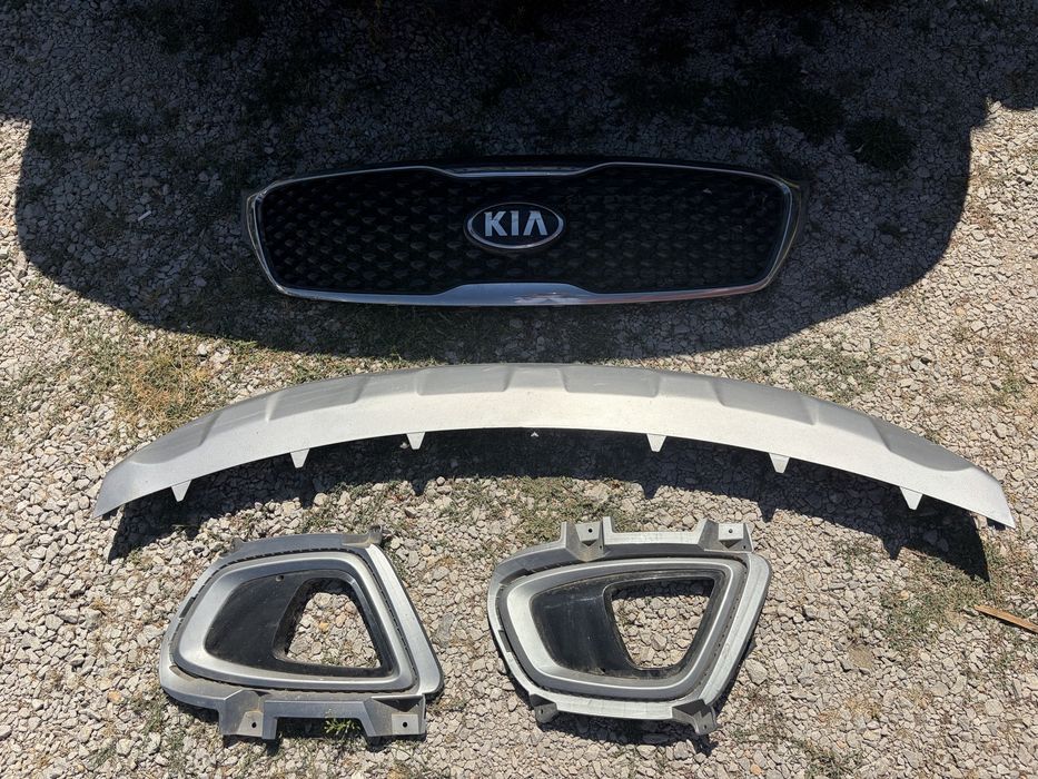 Предна решетка с аксесоари Kia