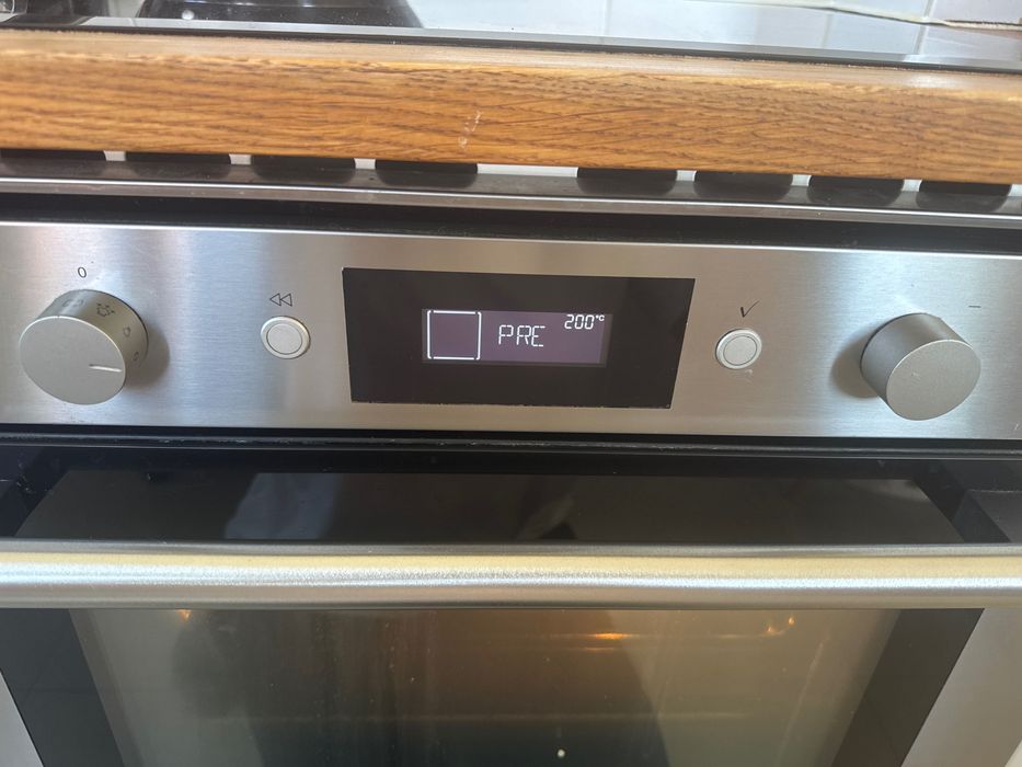 Фурна за вграждане Whirlpool