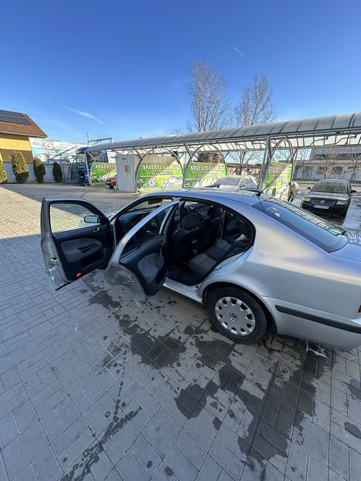 Skoda Octavia modelul 1 an 2004