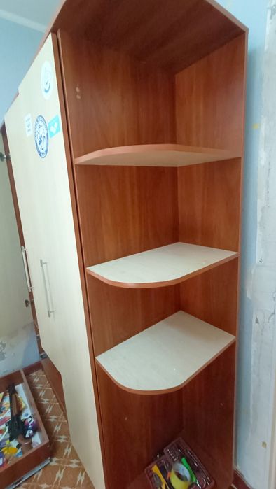 Шкаф продам срочно