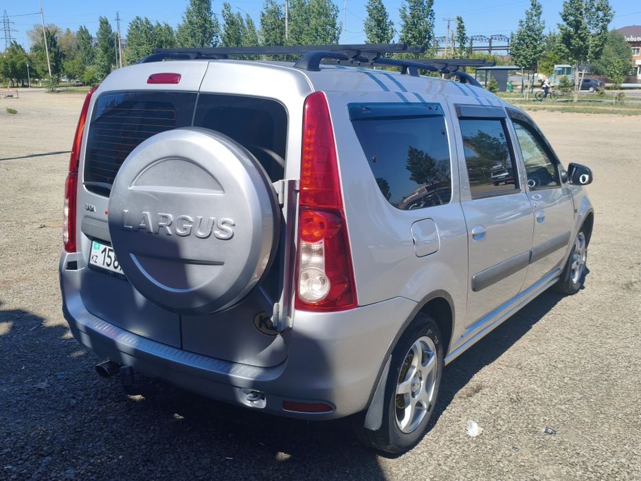 Продам Lada Largus