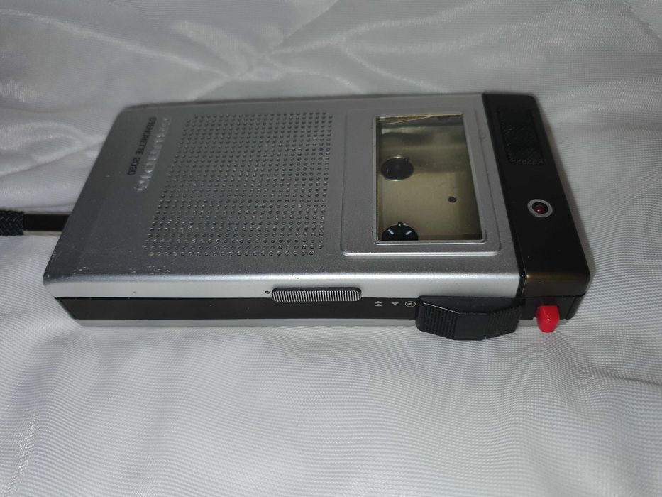 диктофон GRUNDIG stenorette 2020