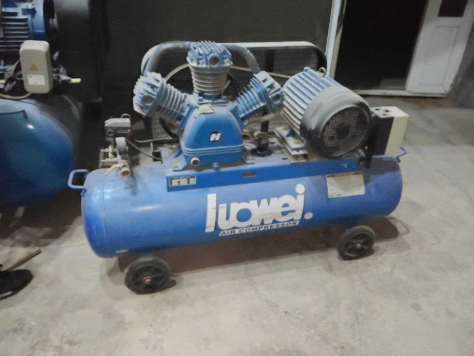 Компрессор сотилади