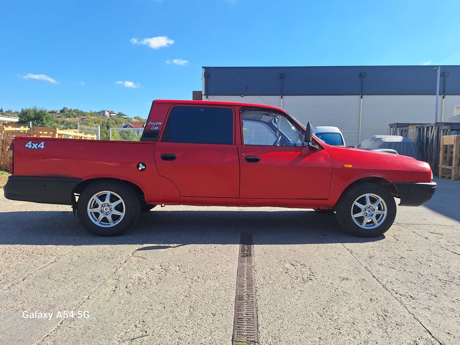 Vînd Dacia papuc 4x4