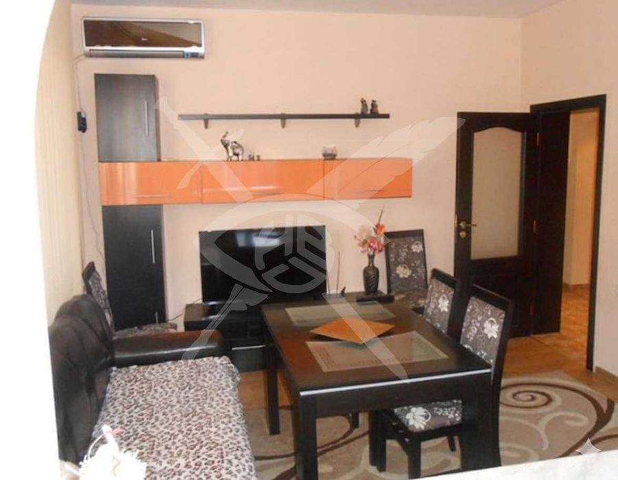 Дава се под наем Етаж от къща в Пловдив, Гагарин - 115 кв.м за 598.23 € - Снимка #1