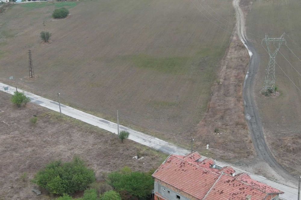 Продава се Промишлена сграда в с. Изворско, Област Варна - 1083 кв.м за 278 €/кв.м - Снимка #2