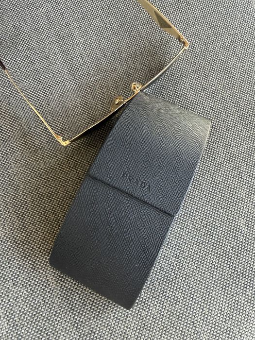 Очила Prada Нови с кутия