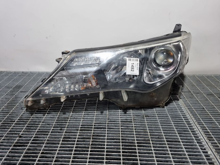 Far Stanga Toyota Rav 4 IV 2012 - 2015 SUV 4 Usi (1492) Cu lupă Garantie