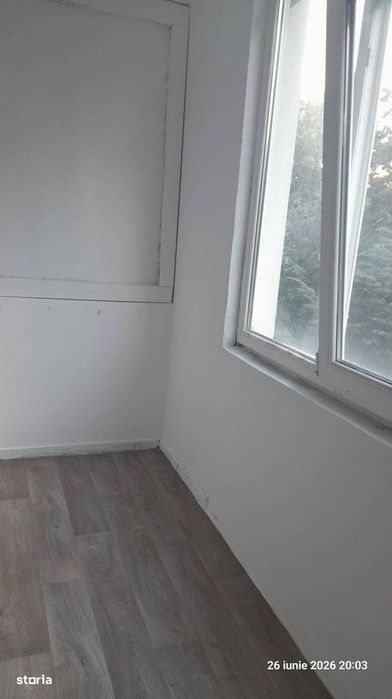 3 camere 2 balcoane, 3 min metrou Gorjului. 112500 euro