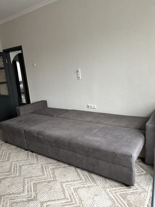 Диван серый для гостиной