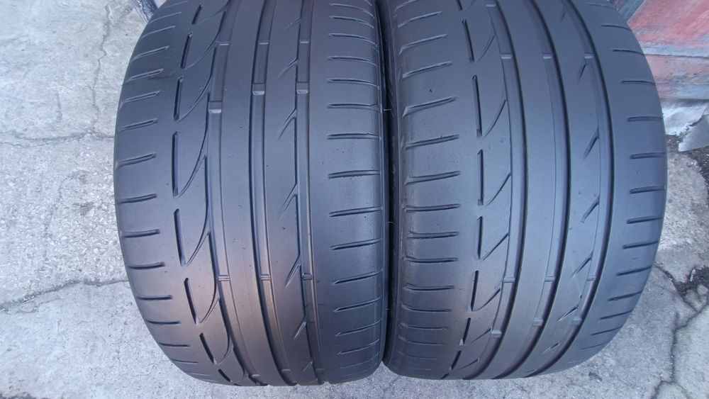255/35/19 Bridgestone
