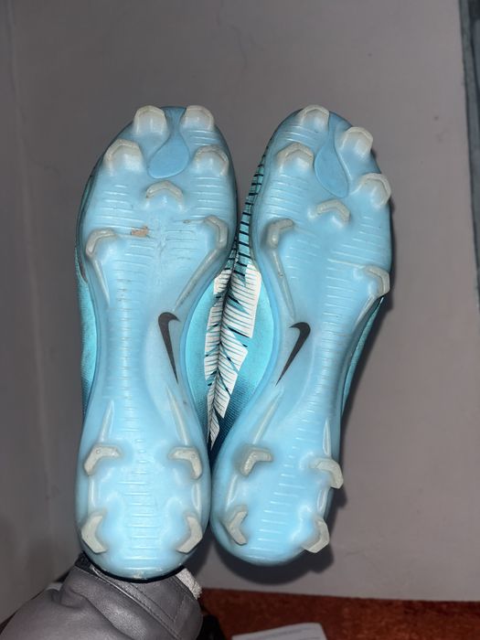 Nike. Mercuriall