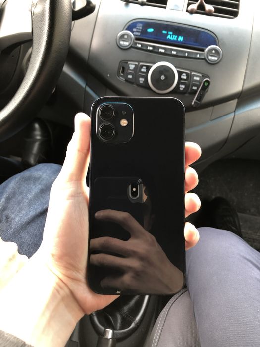 iPhone 12  4 64 srochno sotiladi holati ideal