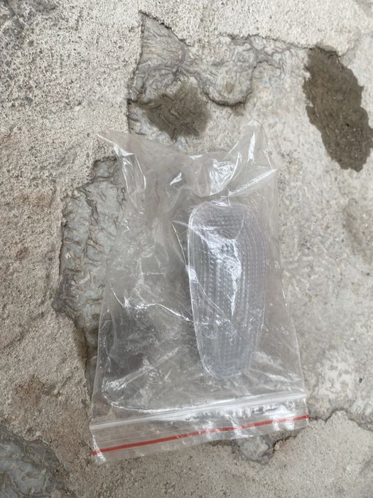 Продам на мерс 124 бензанасос!